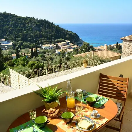 Supreme * Áyios Nikítas